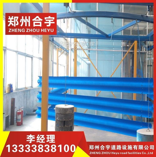 合宇廠家 一站式交通護(hù)欄解決方案，助力道路安全升級(jí)